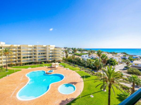 Luxury Apartment w/Stunning Sea Views, Walk Beach